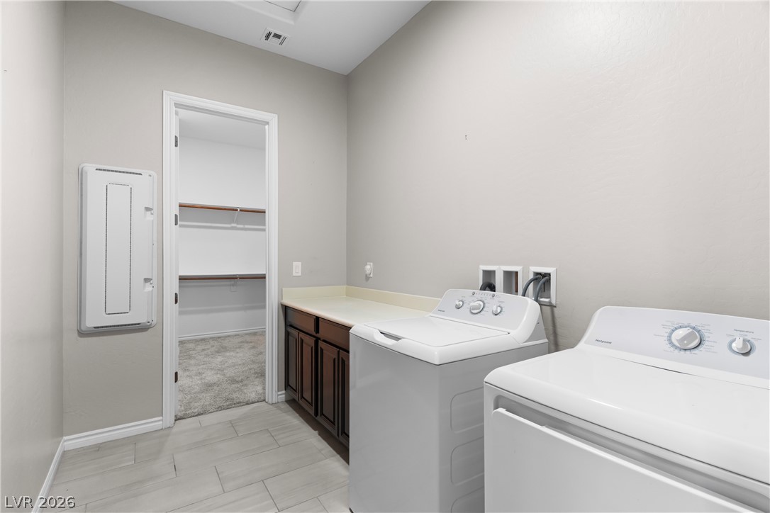 652 Longfeather Street Property Photo 27