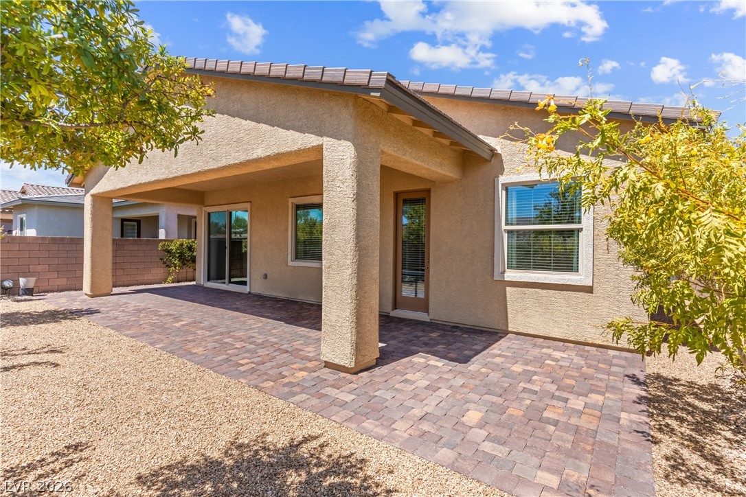652 Longfeather Street Property Photo 37