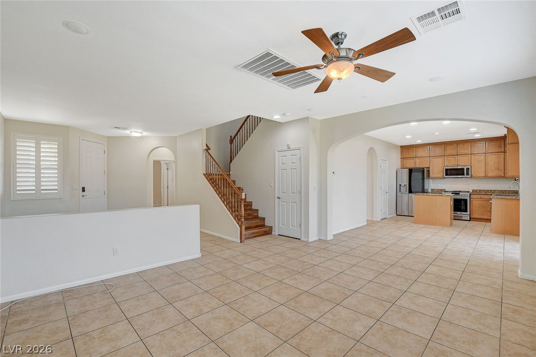 9734 Maspalomas Street Property Photo 5