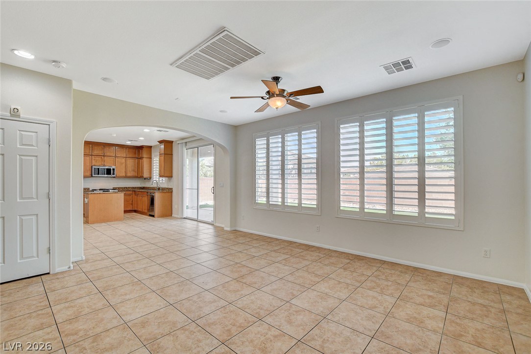 9734 Maspalomas Street Property Photo 6