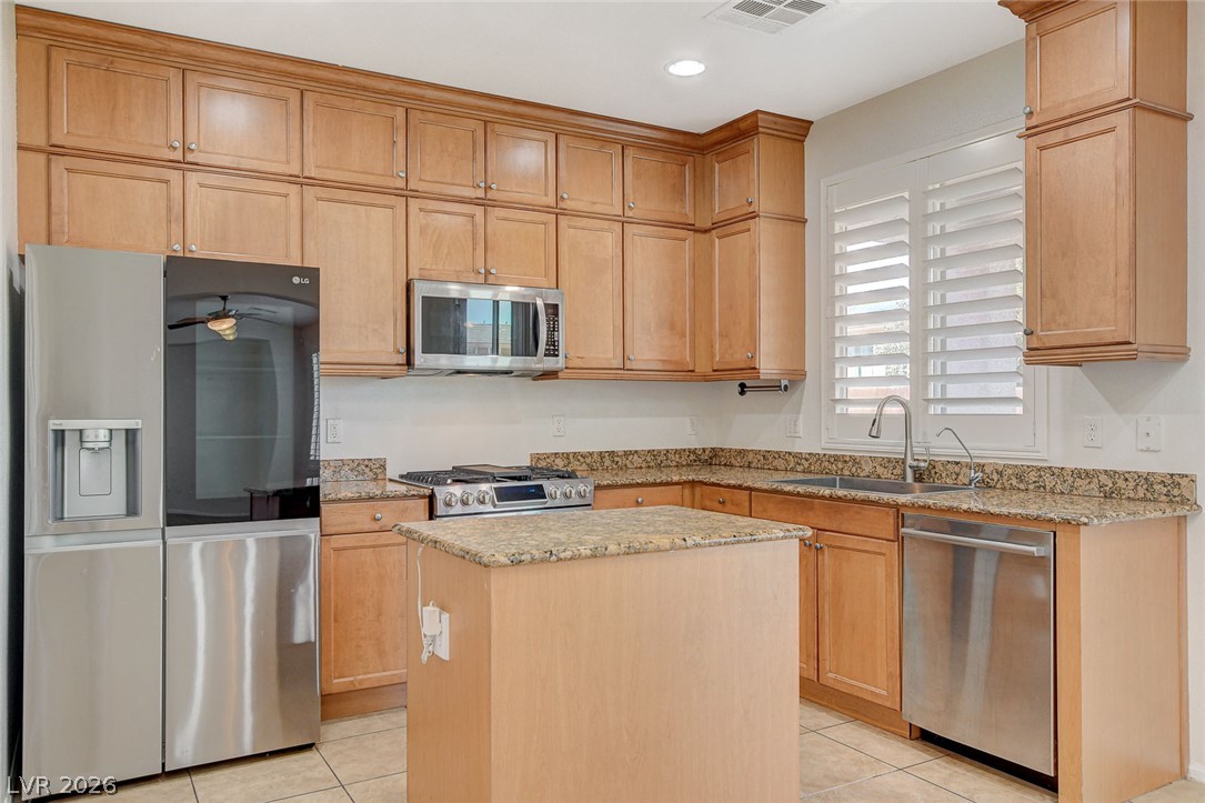 9734 Maspalomas Street Property Photo 15