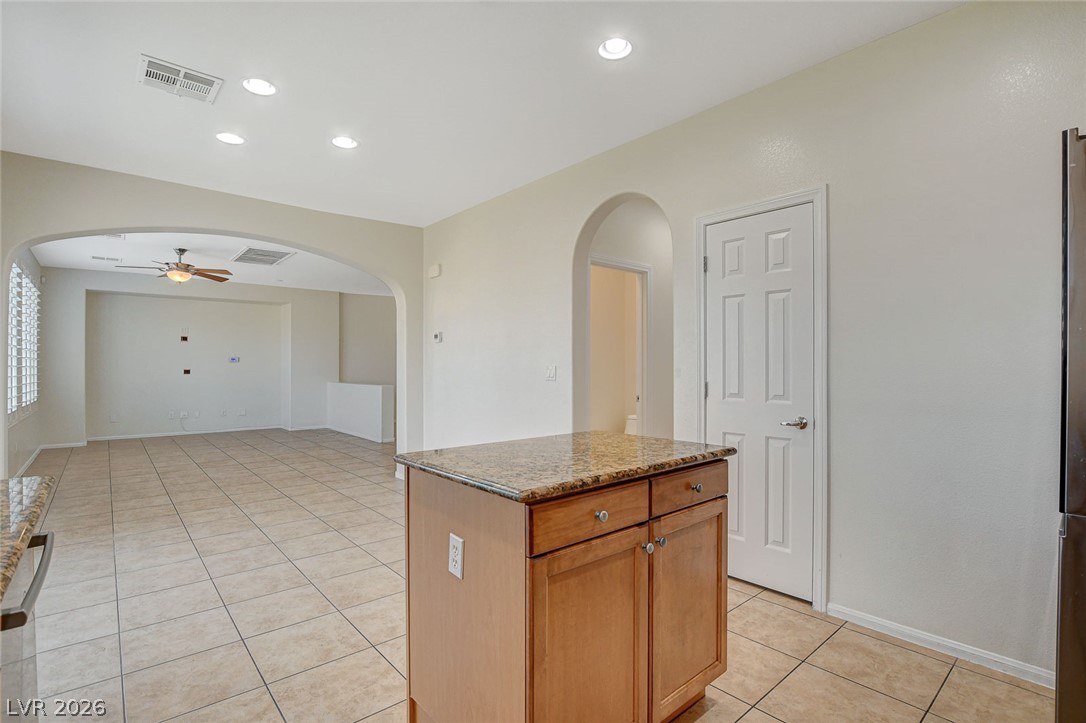 9734 Maspalomas Street Property Photo 16