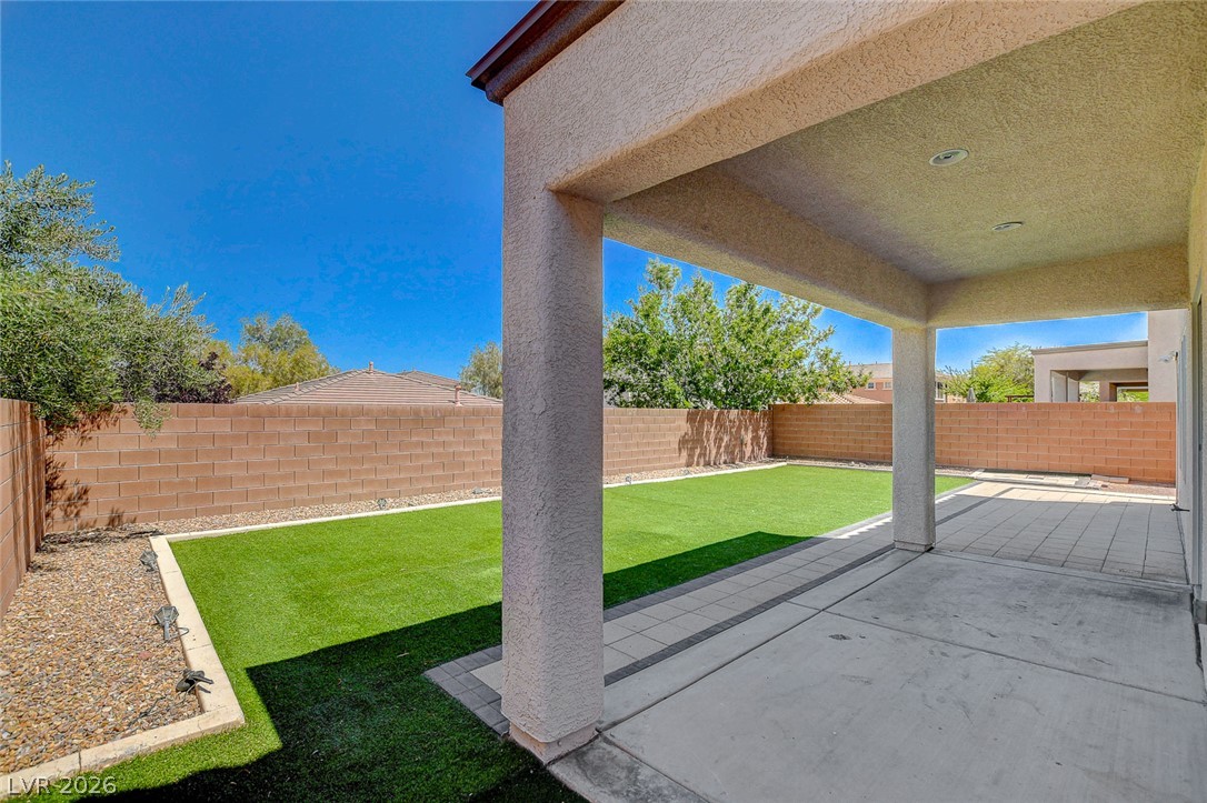9734 Maspalomas Street Property Photo 45