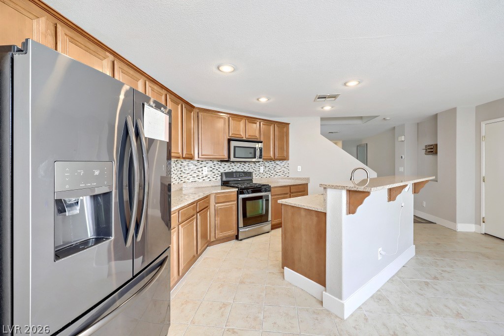 756 Loughton Street Property Photo 8