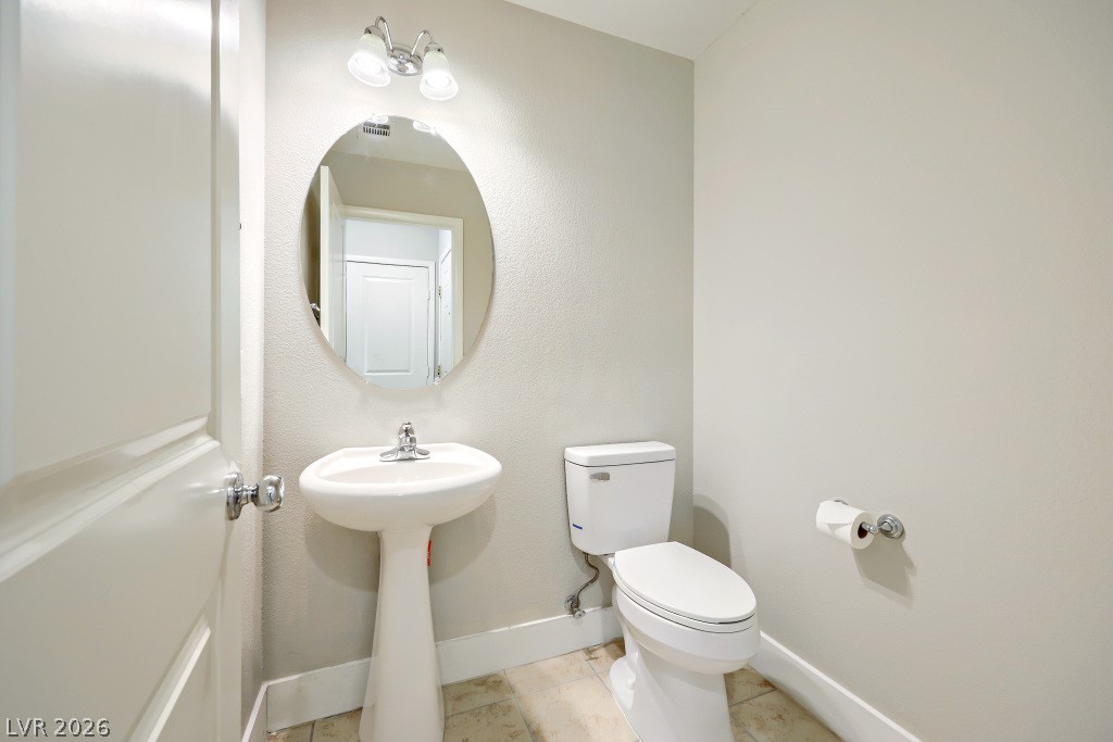 756 Loughton Street Property Photo 10