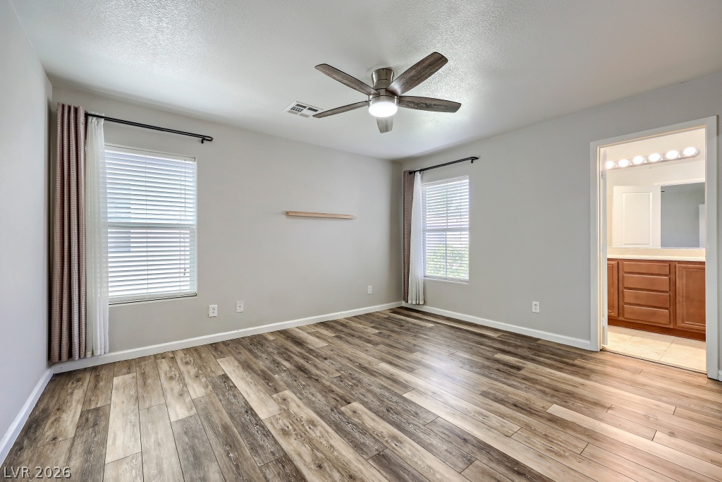 756 Loughton Street Property Photo 12