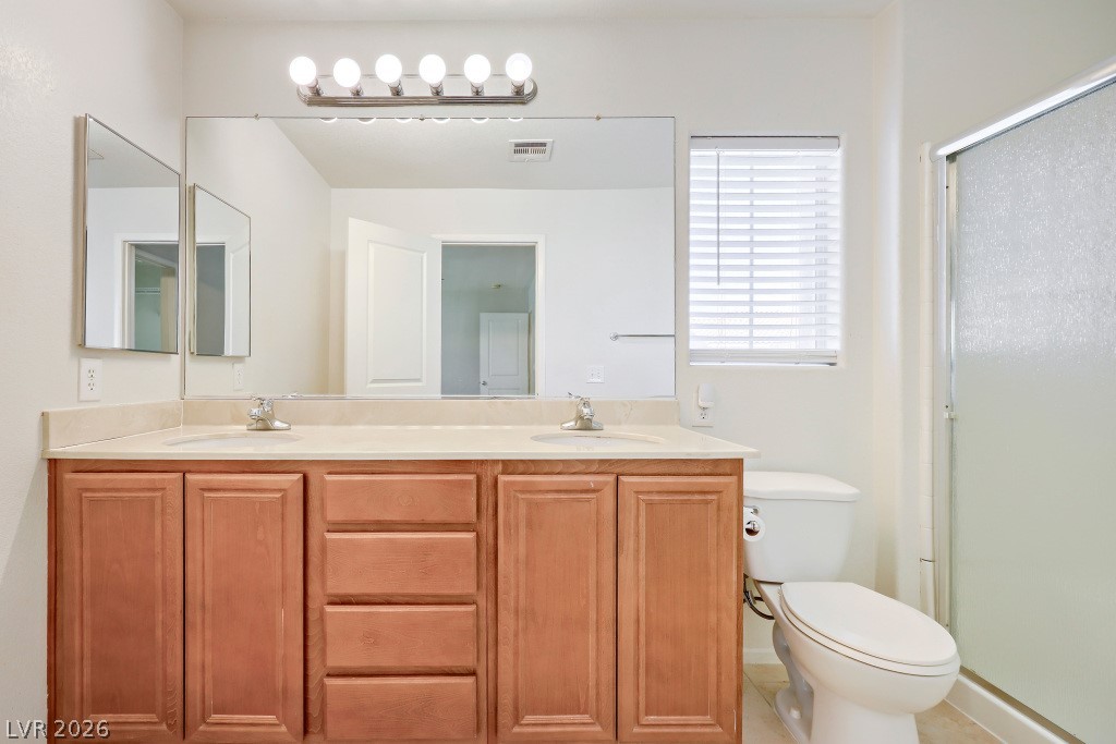 756 Loughton Street Property Photo 14