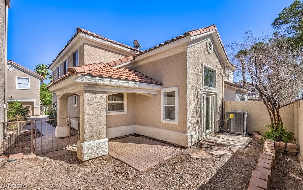 1425 Bow Creek Court Property Photo 4