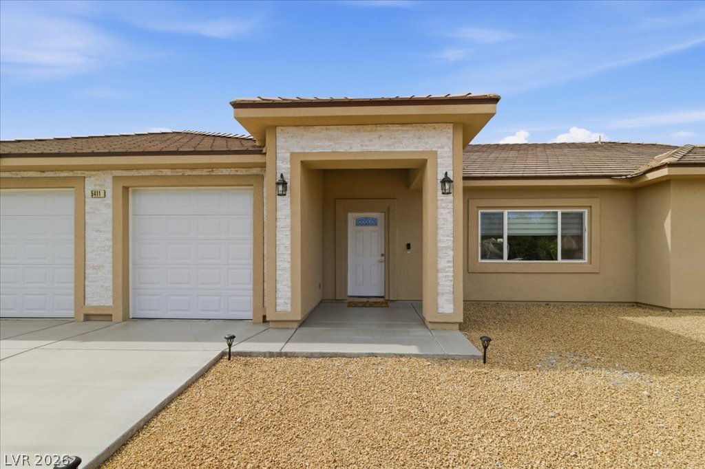5411 Fernwood Court Property Photo 4