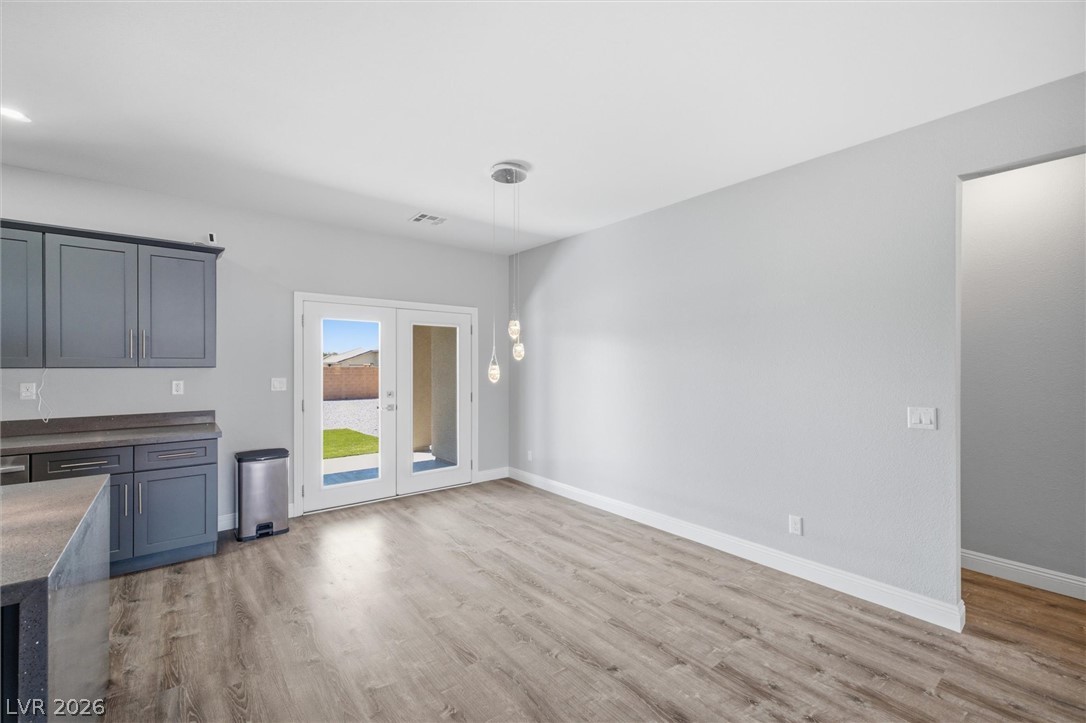 5411 Fernwood Court Property Photo 11