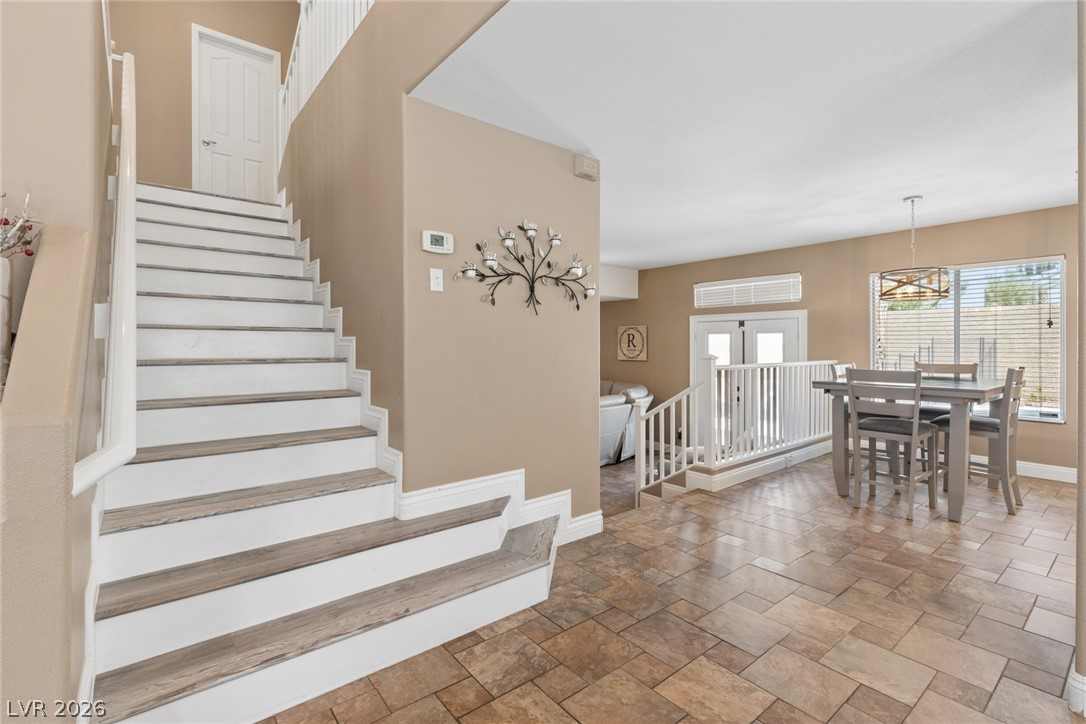 7808 Robinglen Avenue Property Photo 14