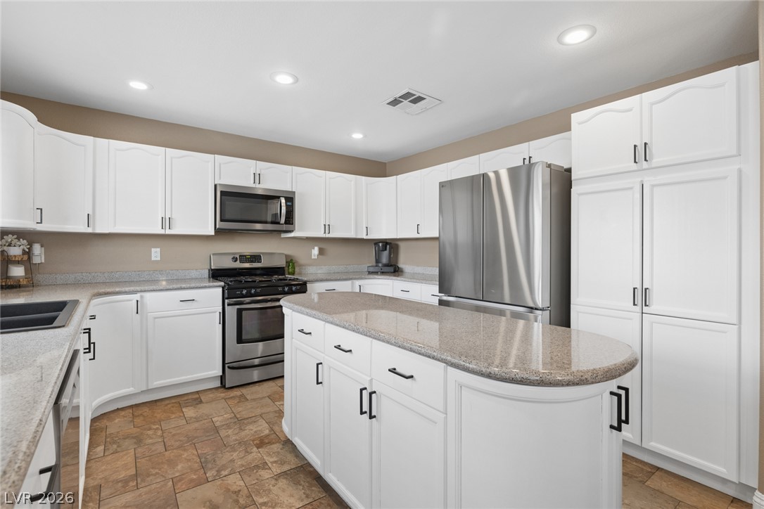 7808 Robinglen Avenue Property Photo 17