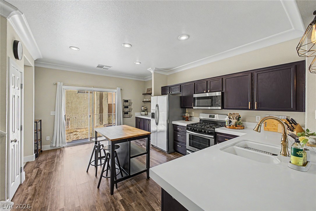 10540 Blanca Peak Avenue Property Photo 8