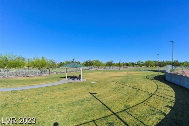7725 Donner Peak Street Property Photo 31