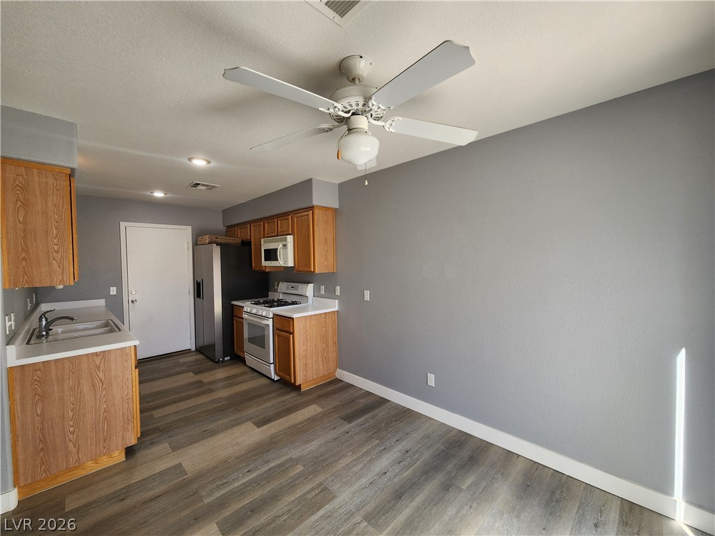 776 Spotted Eagle Street Property Photo 2