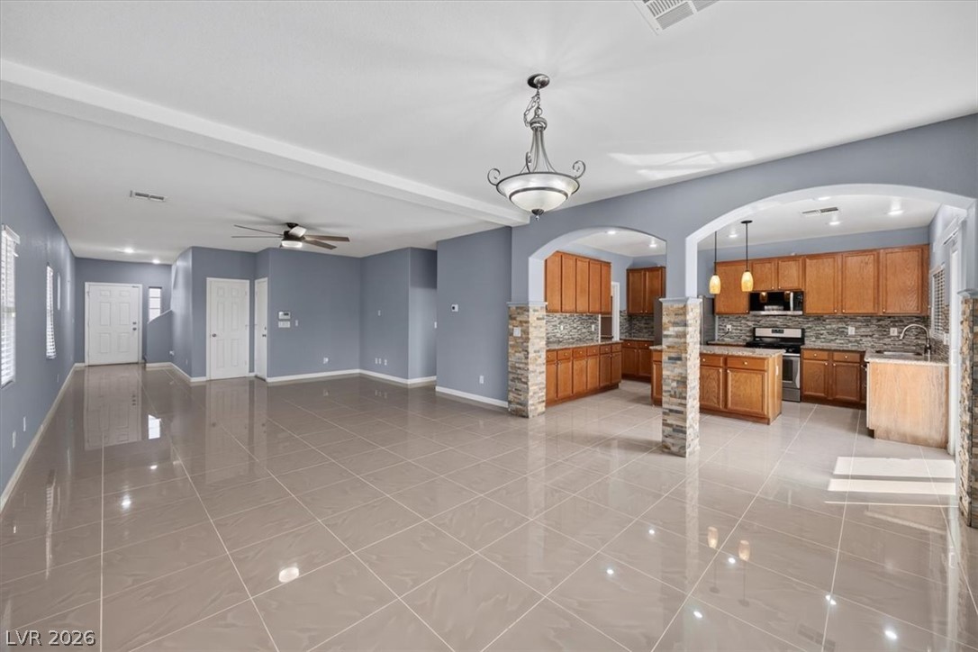4949 Blue Bay Court Property Photo 9