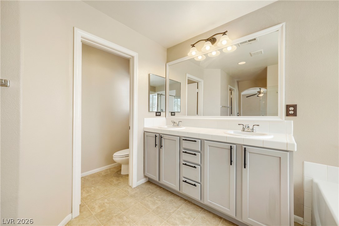 6692 Chariots Path Court Property Photo 21