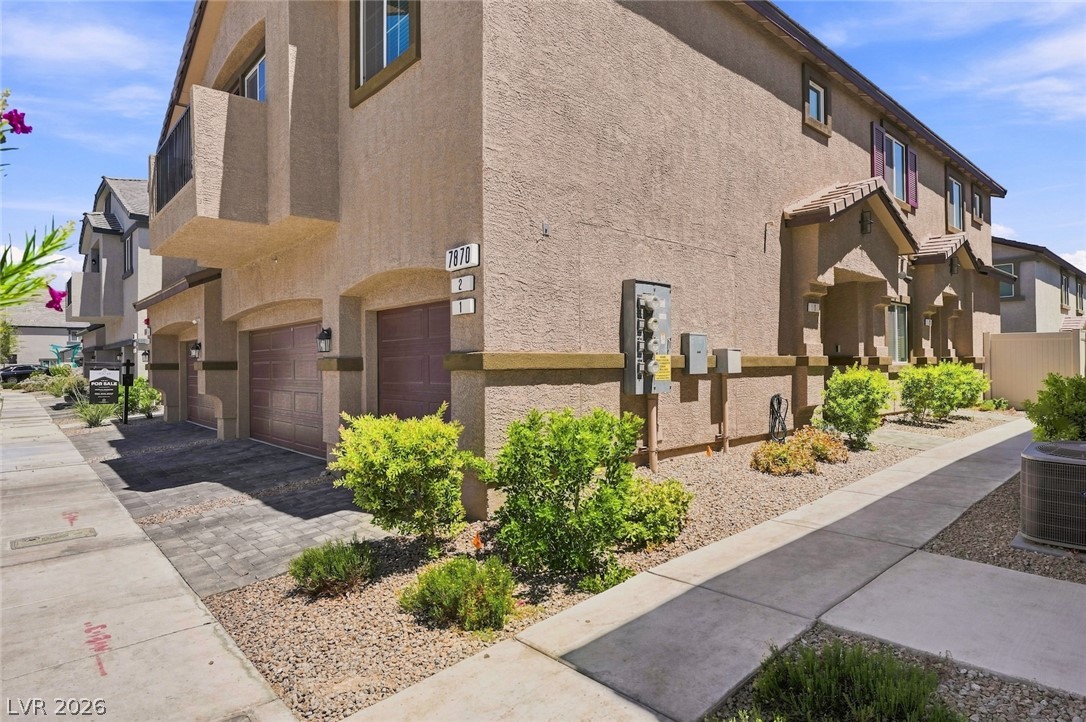 7870 Aurora Sky Street 1 Property Photo 4