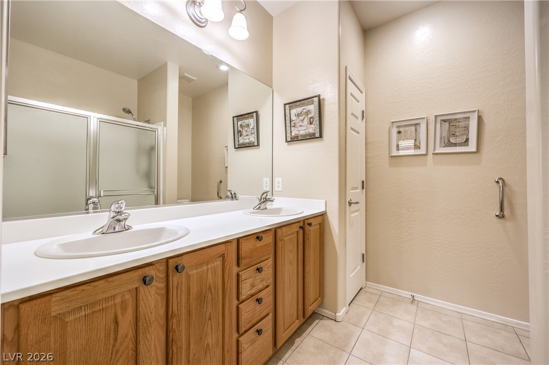 2439 Erastus Drive Property Photo 16