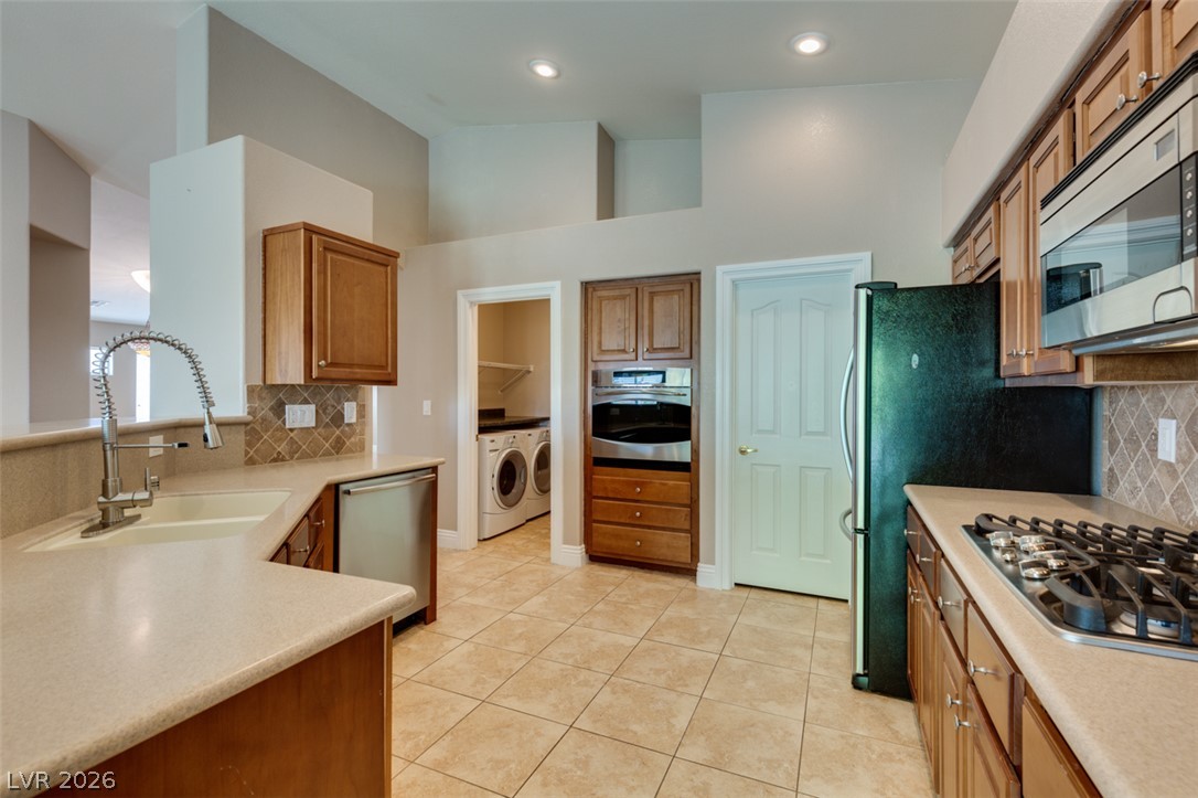 82 Rattlesnake Grass Court Property Photo 1