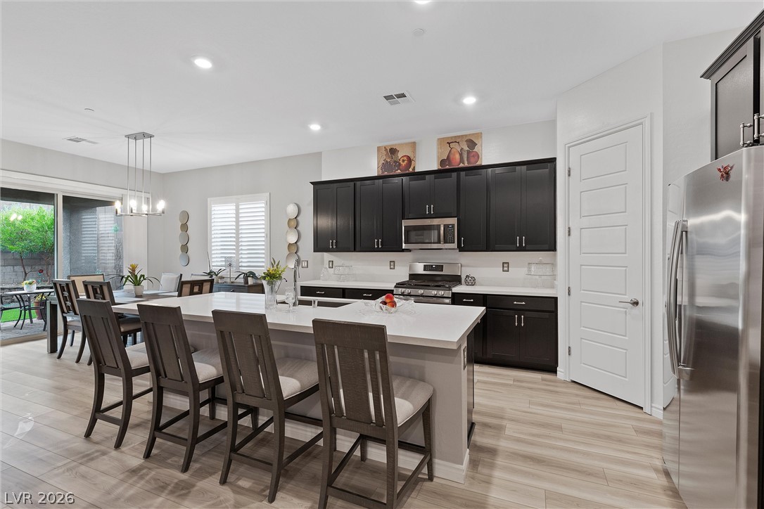 700 Monteverdi Peak Street Property Photo 10
