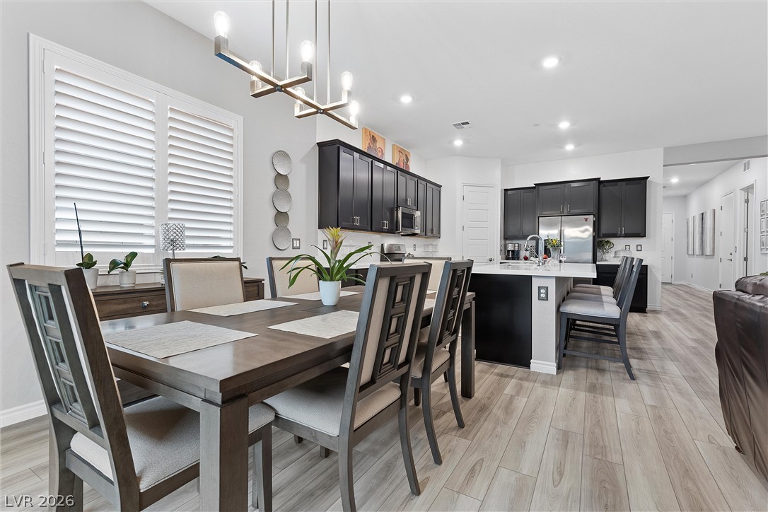 700 Monteverdi Peak Street Property Photo 13