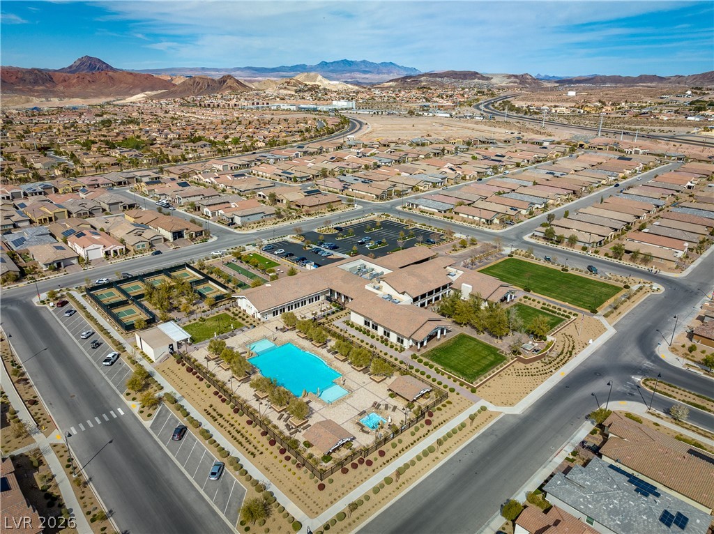 700 Monteverdi Peak Street Property Photo 29
