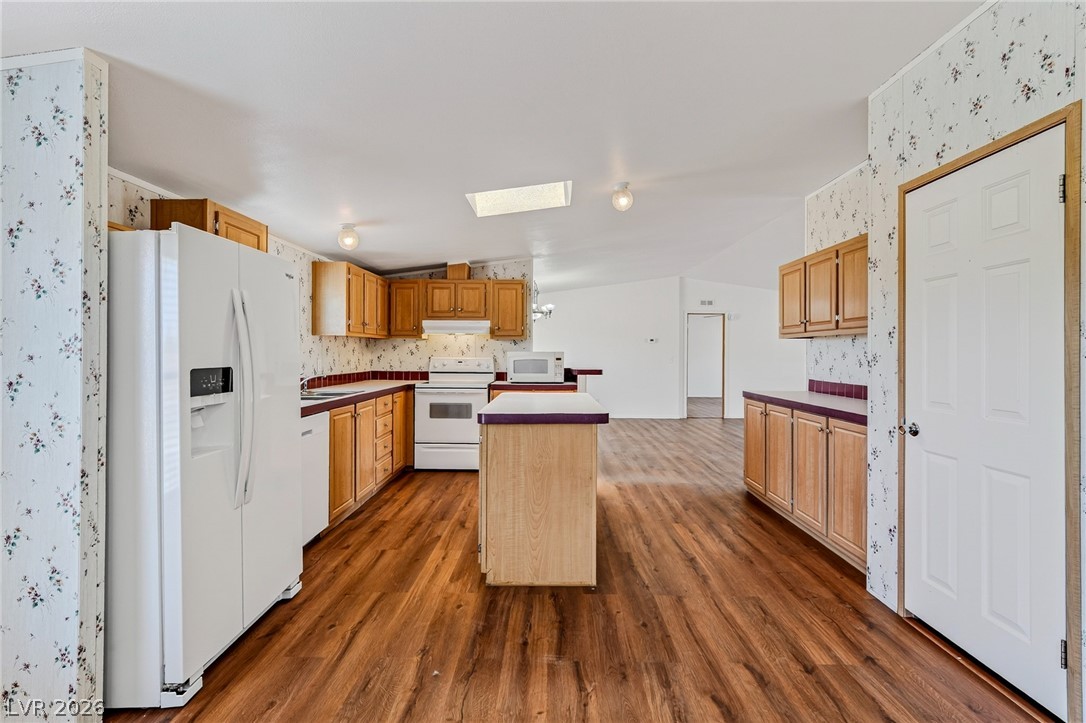 5220 Jerry Avenue Property Photo 18