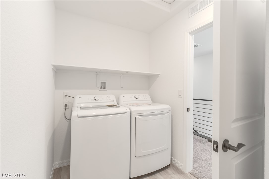 6017 Fennerwick Avenue Property Photo 15