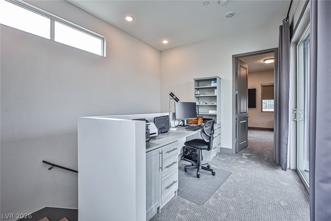 4271 Veraz Street Property Photo 43