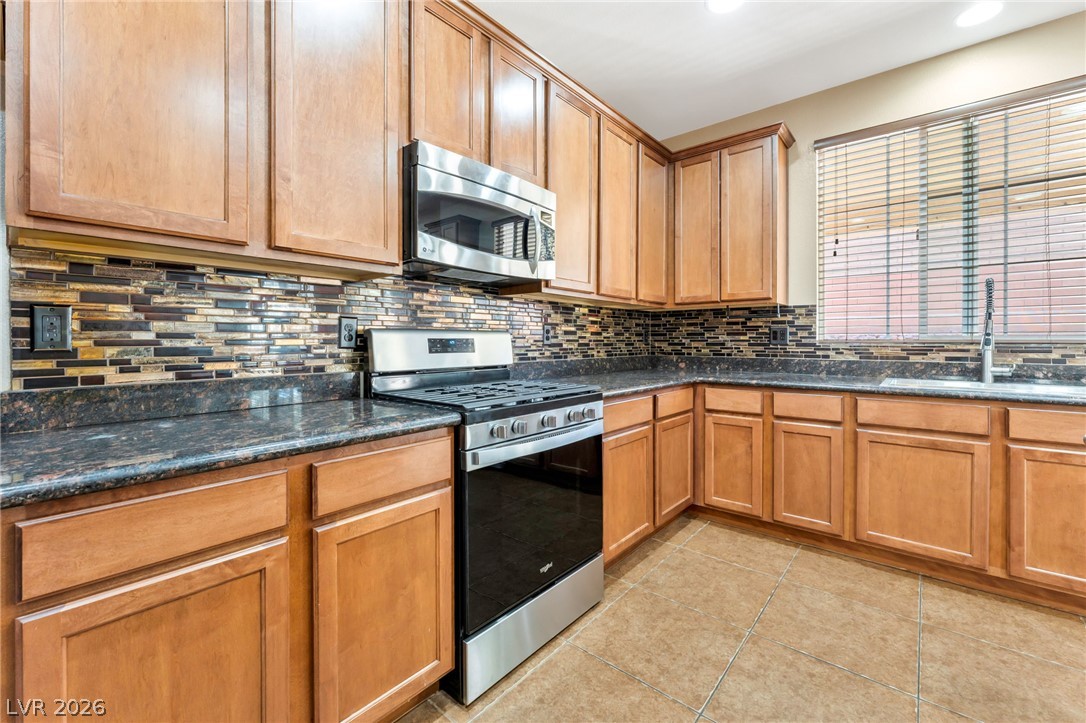 6569 Brooklyn Heights Street Property Photo 6