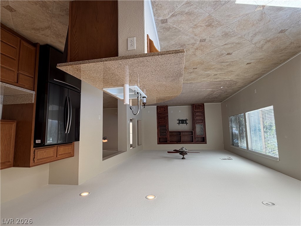 5558 Golden Palms Court Property Photo 4