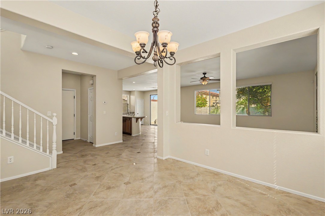 5558 Golden Palms Court Property Photo 11
