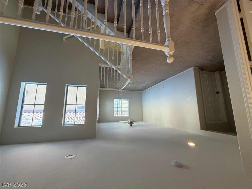 5558 Golden Palms Court Property Photo 13
