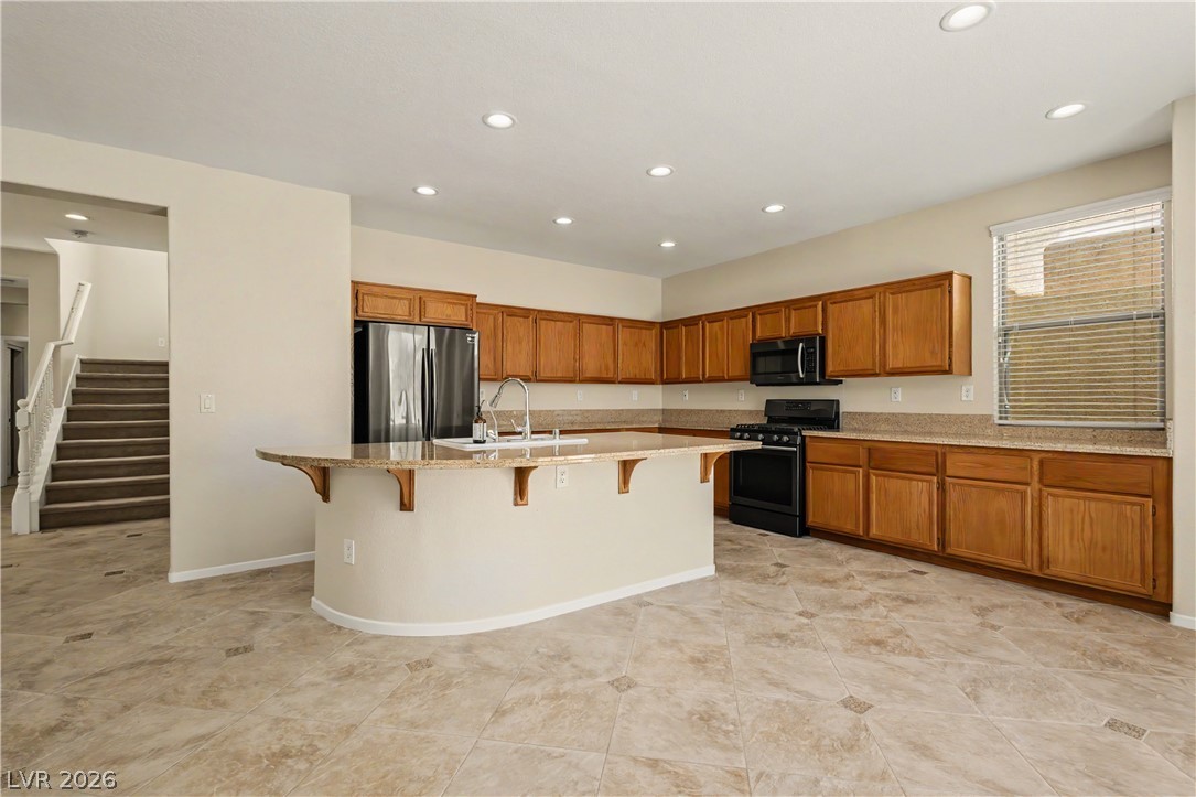 5558 Golden Palms Court Property Photo 17