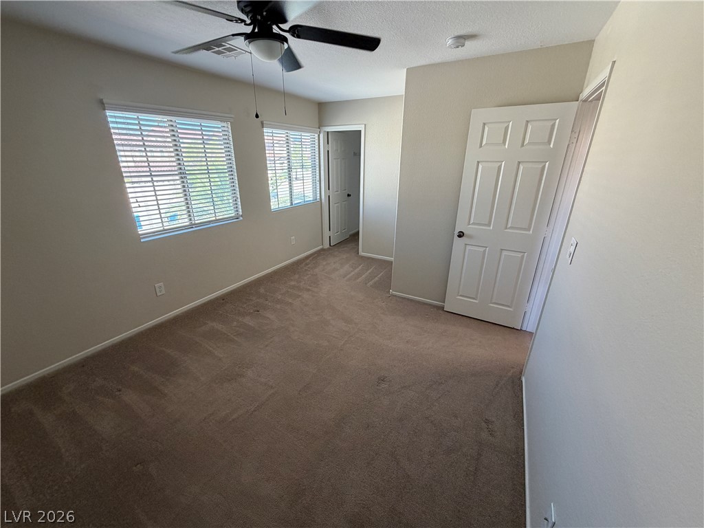 5558 Golden Palms Court Property Photo 19