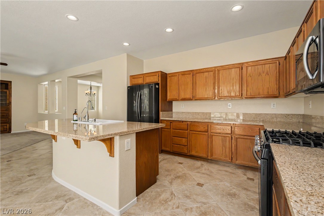 5558 Golden Palms Court Property Photo 19
