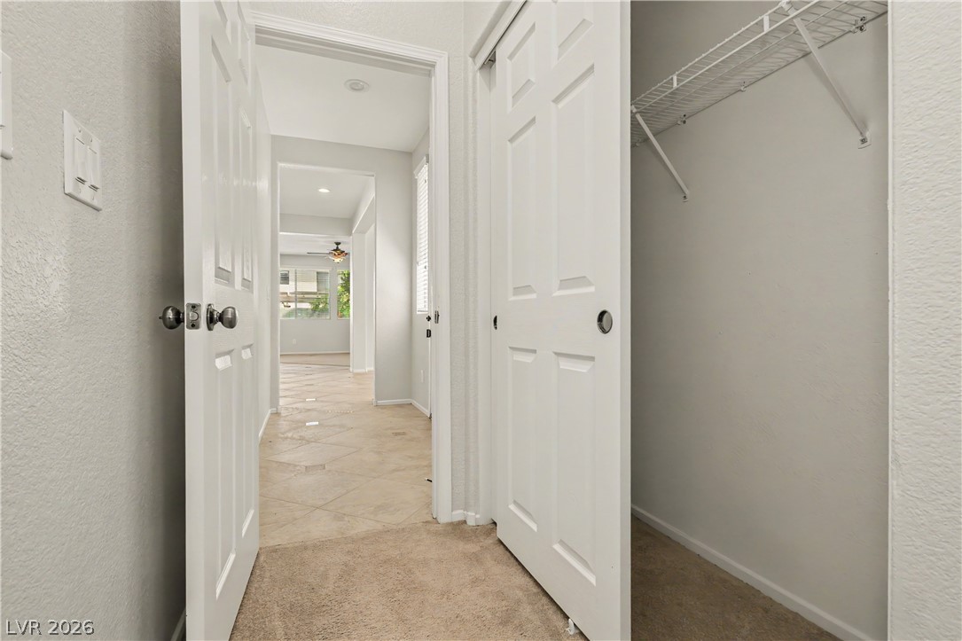 5558 Golden Palms Court Property Photo 28