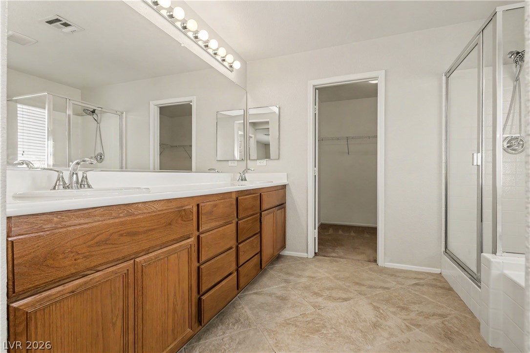 5558 Golden Palms Court Property Photo 45
