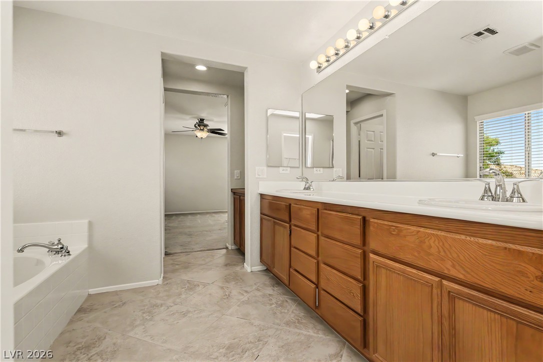 5558 Golden Palms Court Property Photo 49