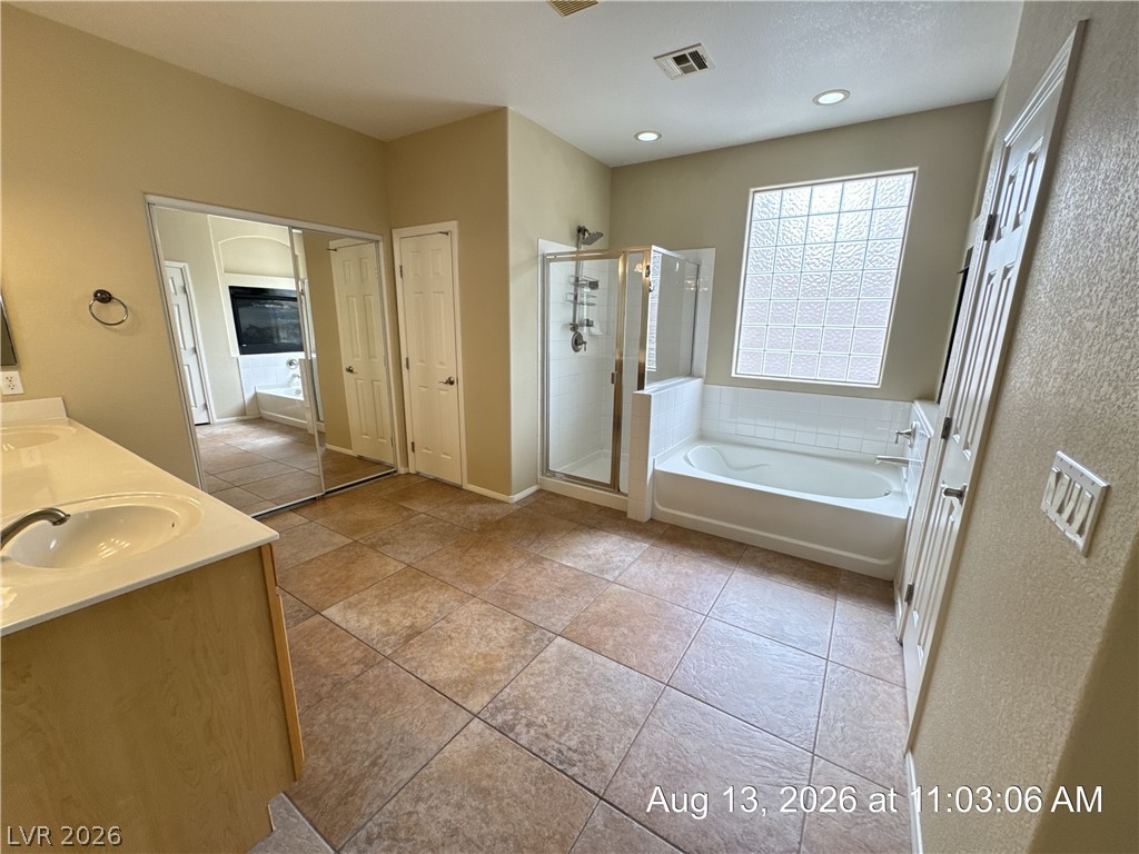 2768 Craigmillar Street Property Photo 17
