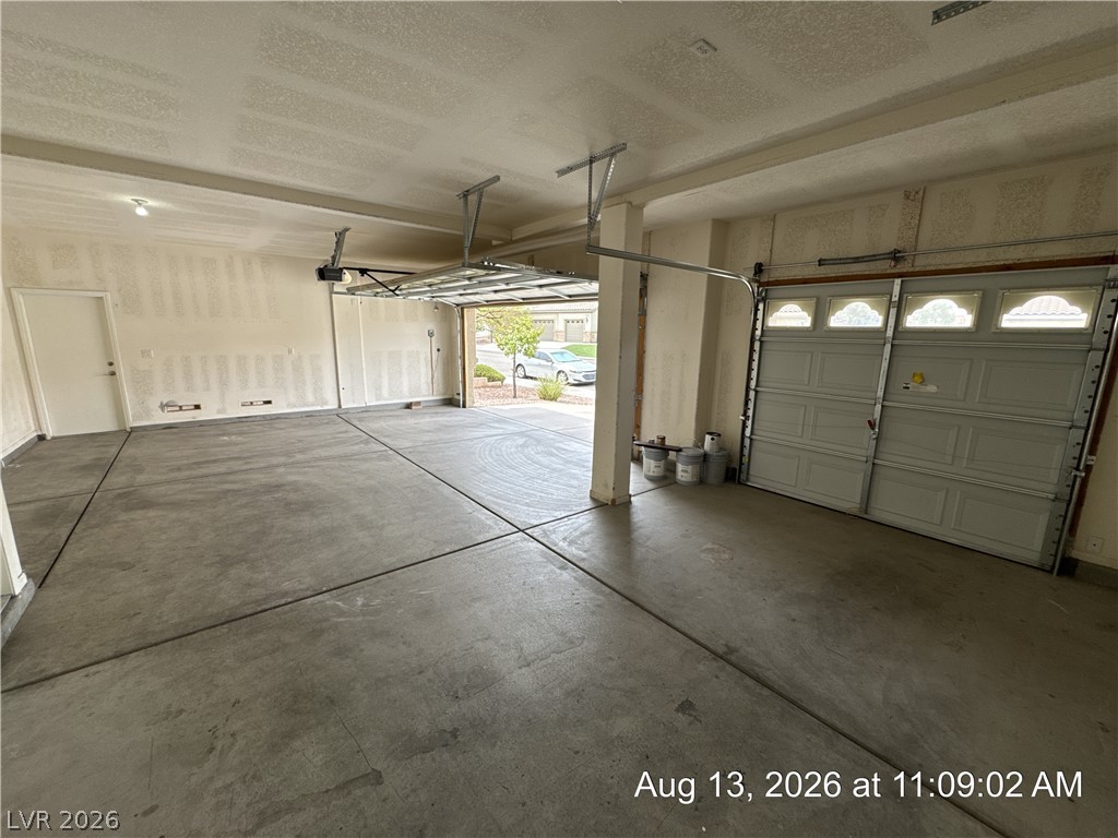 2768 Craigmillar Street Property Photo 39