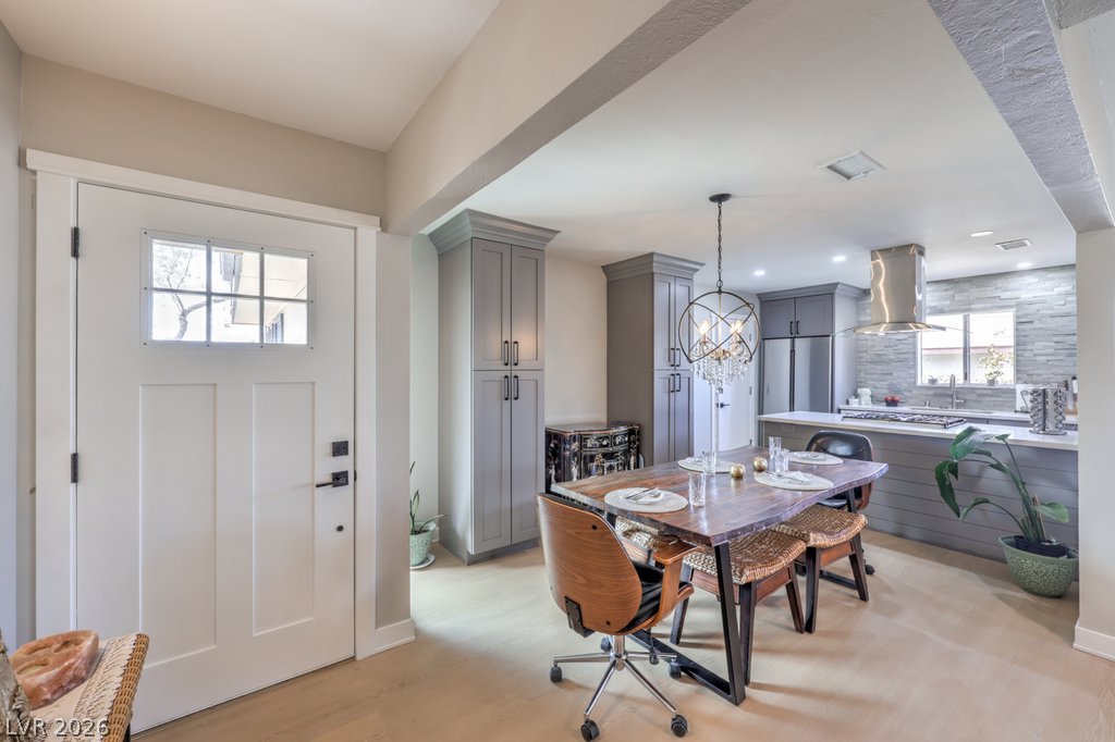 6945 Cobblestone Avenue Property Photo 3