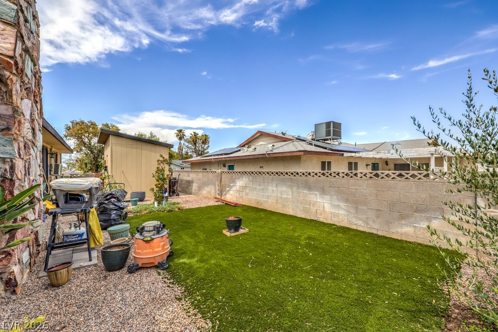 6945 Cobblestone Avenue Property Photo 32