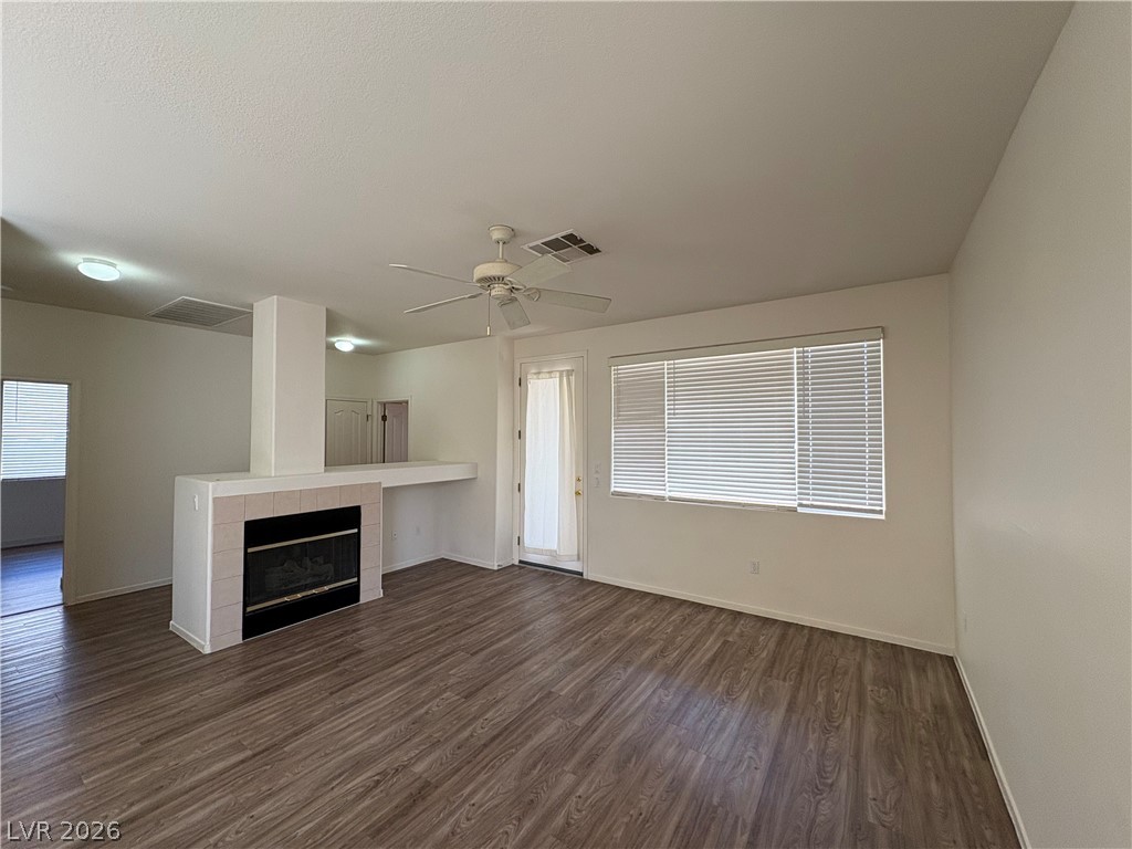 10688 Oak Crest Avenue Property Photo 5
