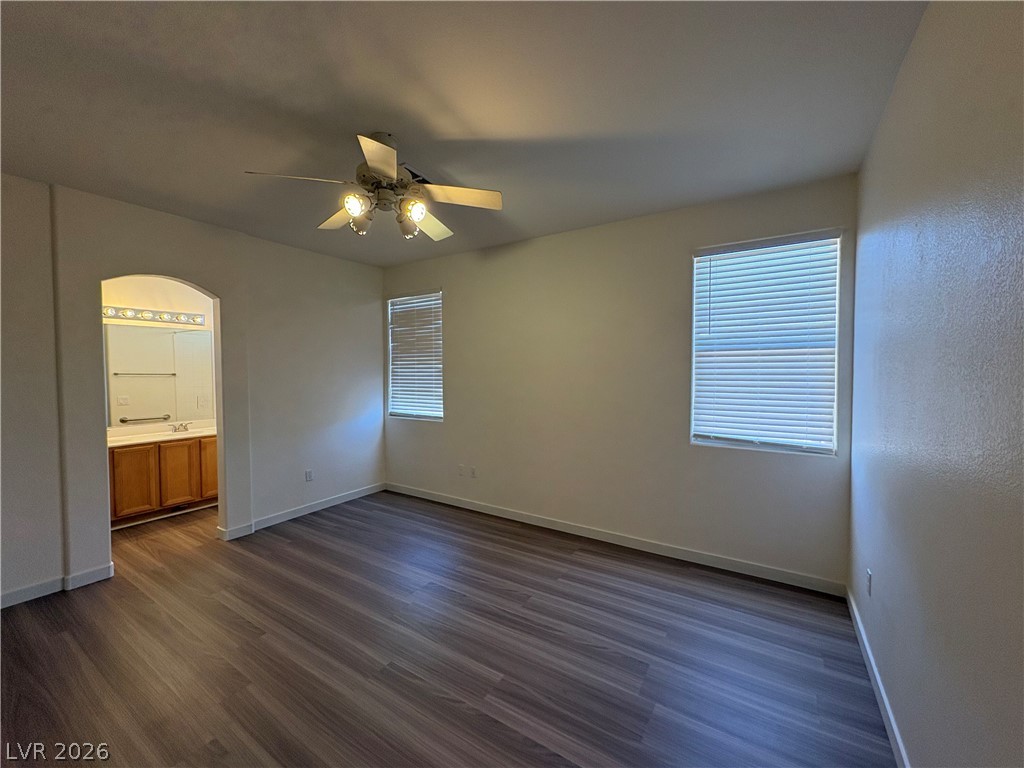 10688 Oak Crest Avenue Property Photo 11