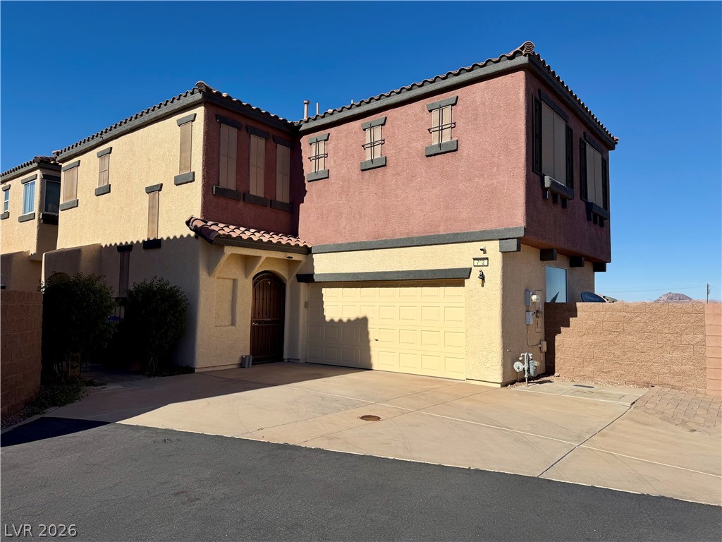 702 Emerald Idol Place Property Photo 1