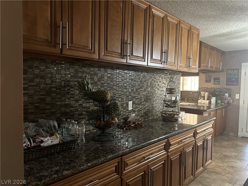 5820 La Jolla Way Property Photo 7