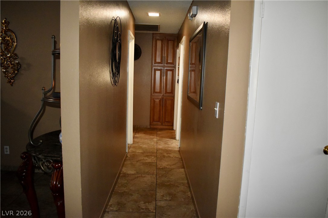 5820 La Jolla Way Property Photo 12