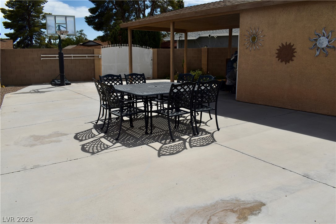 5820 La Jolla Way Property Photo 24